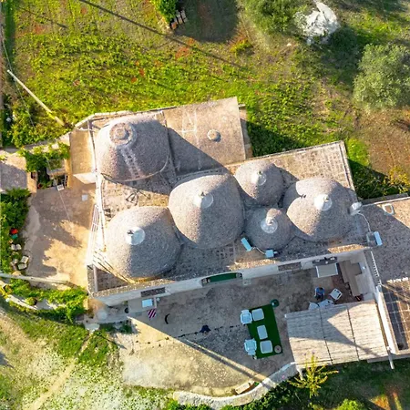 Trulli Carlo Anna